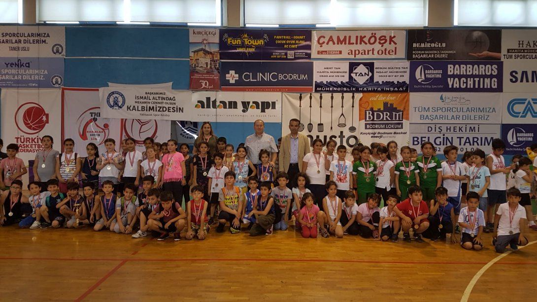 Halk Eğitim Merkezi Tarafından 6.sı Düzenlenen Basketbol Turnuvası Sona Erdi