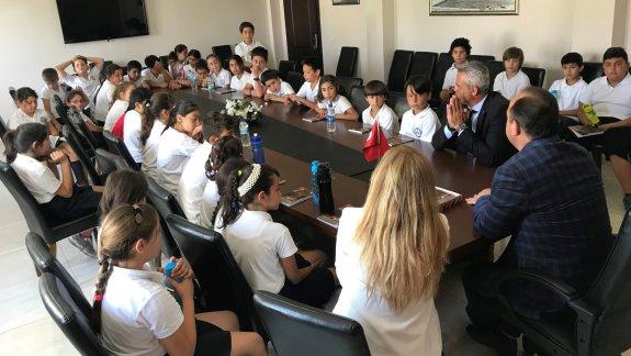 Bitez Gülümser Mehmet Danacı İlkokulu Öğrencilerinden "Zeytin Dalı" na Kitap
